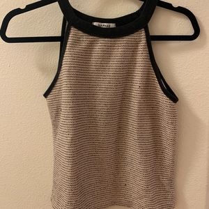Sleeveless Cropped Halter Neck Tank Top Naphas